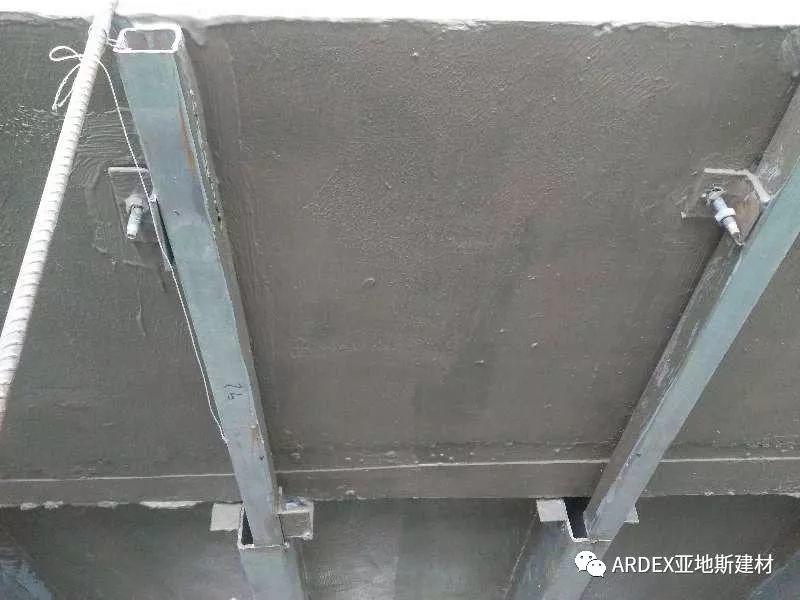 亚地斯防水“力筑”上海颜值新地标 - 10米水景幕墙